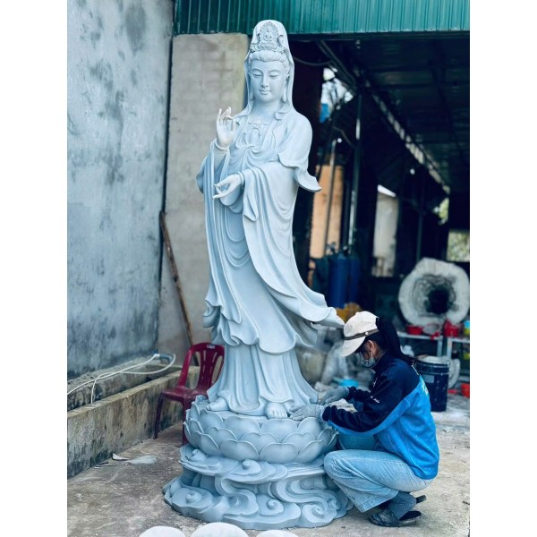 Tượng Phật Quan Âm Bồ Tát đứng , kích thước : 2.5m